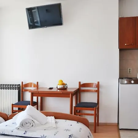 Sunrise And Studio Apartment *